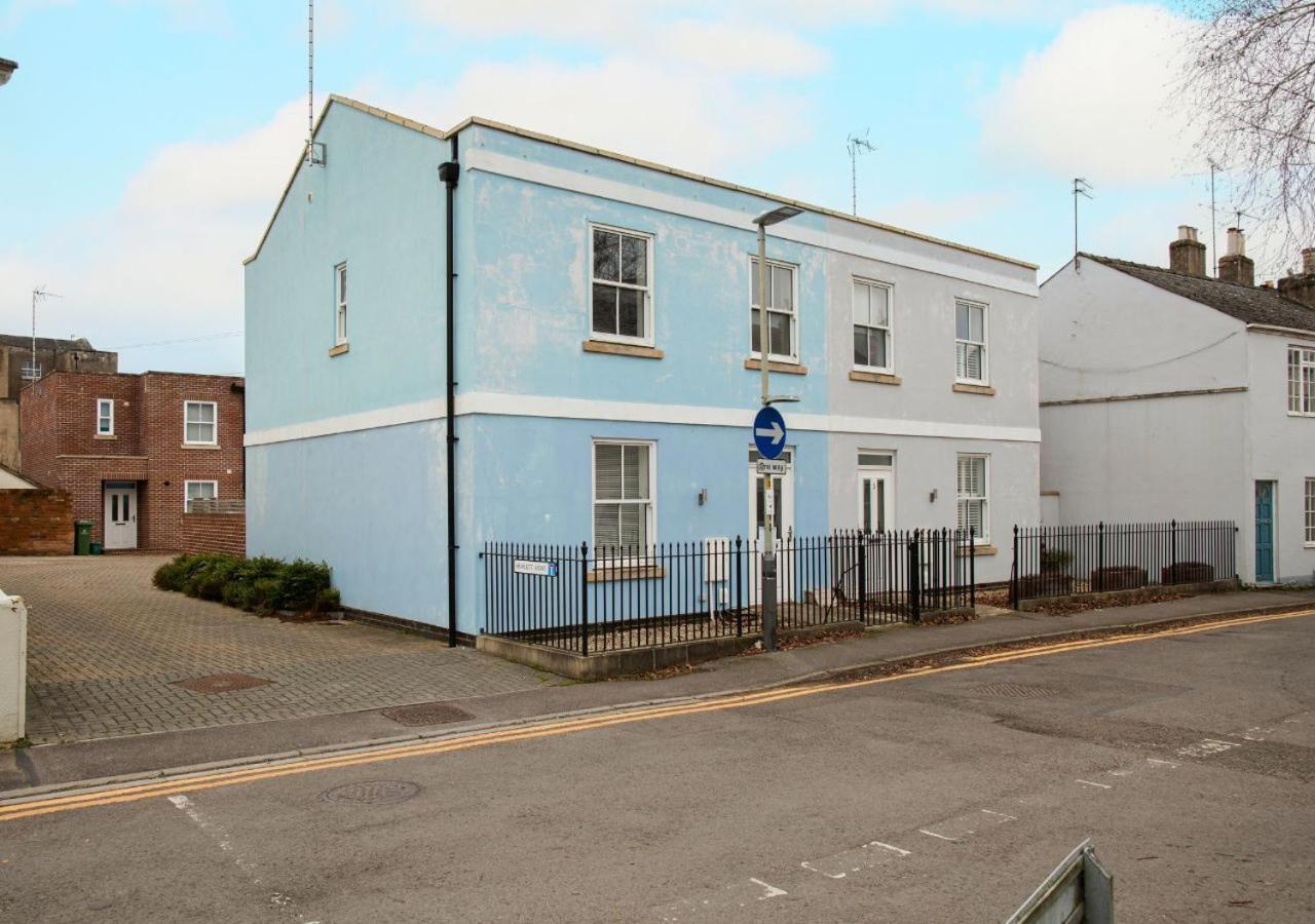 Villa Stunning 2 Bed With Private Patio And Free Parking Cheltenham Exterior foto