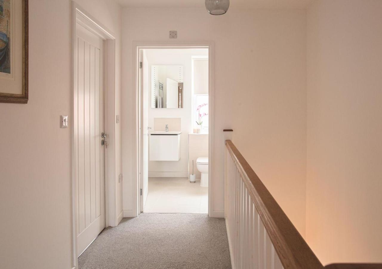 Villa Stunning 2 Bed With Private Patio And Free Parking Cheltenham Exterior foto