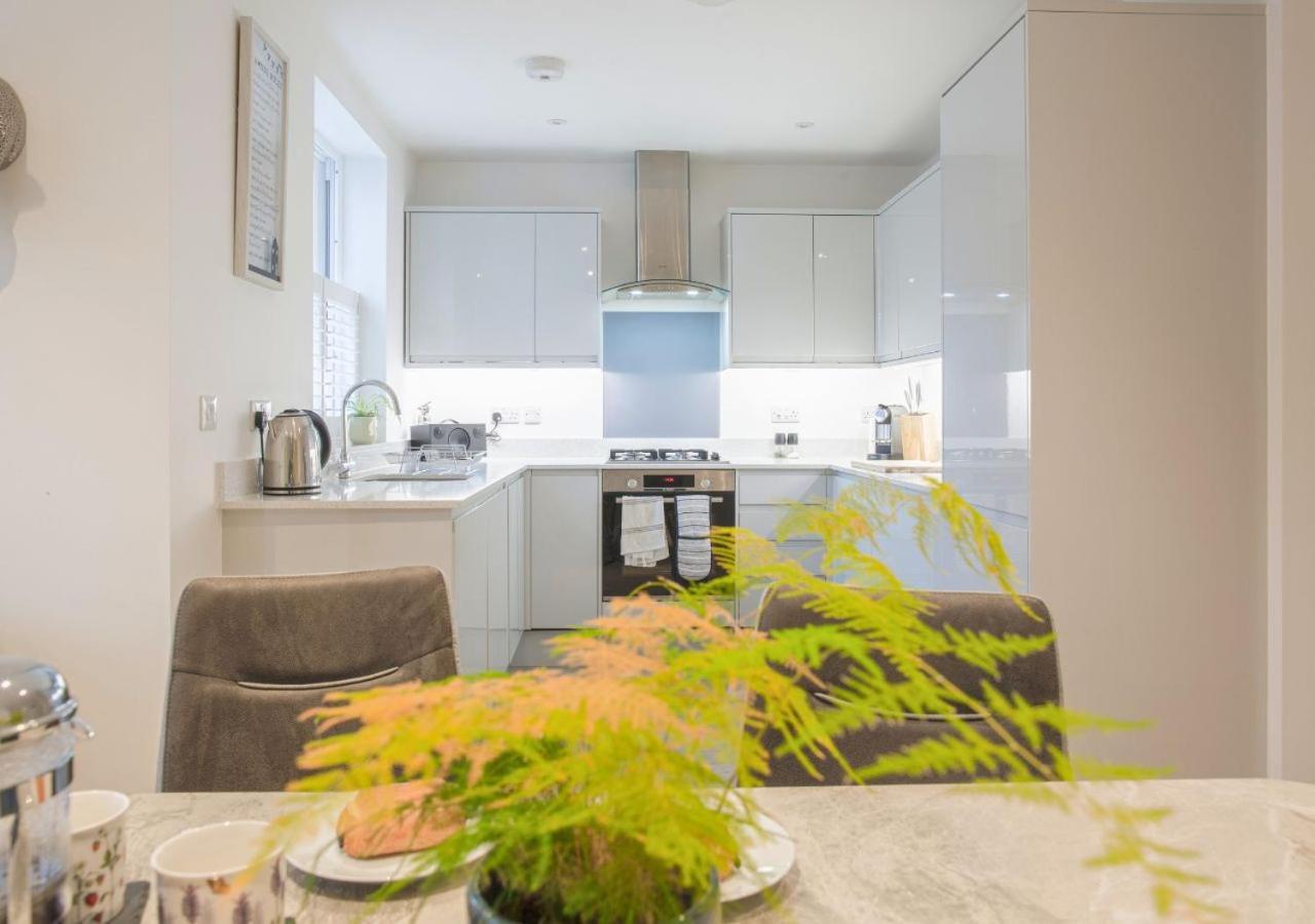 Villa Stunning 2 Bed With Private Patio And Free Parking Cheltenham Exterior foto